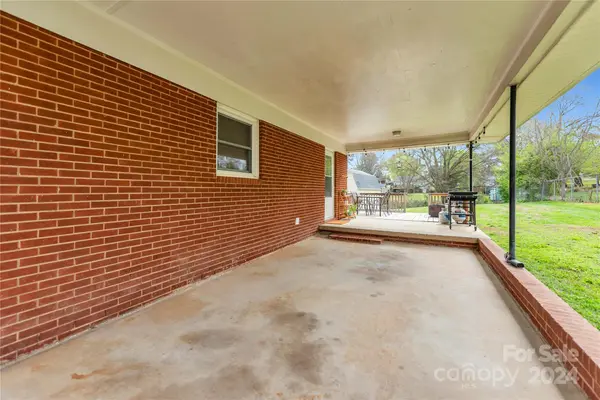 306 Belton AVE, Mount Holly, NC 28120