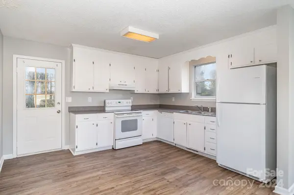 312 Moore DR, Lexington, NC 27292