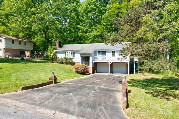 114 Hidden Valley ST, Cherryville, NC 28021