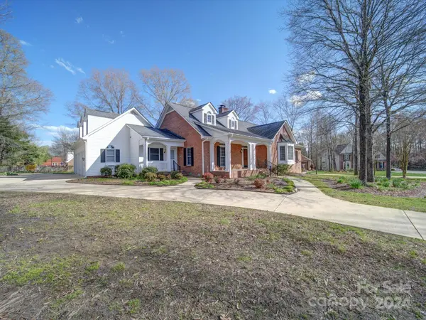6313 Frost CT, Indian Trail, NC 28079