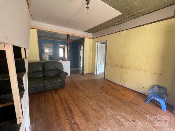 202 Hickory ST #21, Rhodhiss, NC 28667