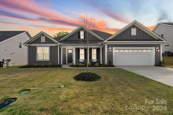 176 Wescot DR, Concord, NC 28027