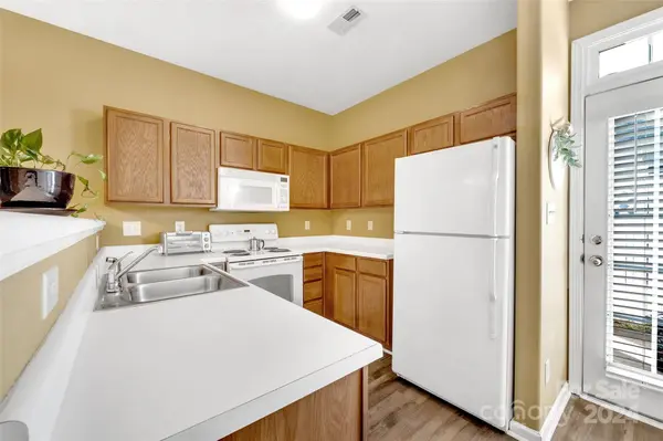 311 Alabarda LN, Charlotte, NC 28273