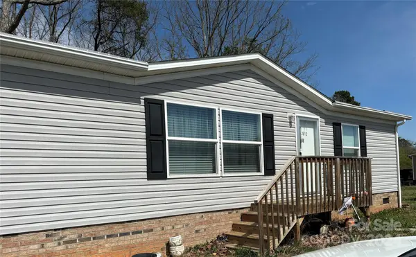 3512 Meldonna DR, Maiden, NC 28650