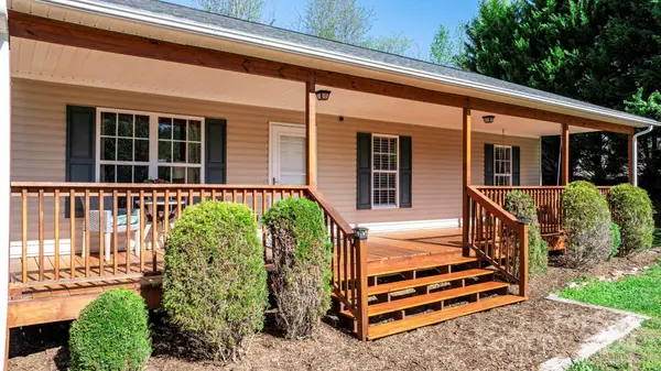 5367 Oriole CT, Granite Falls, NC 28630