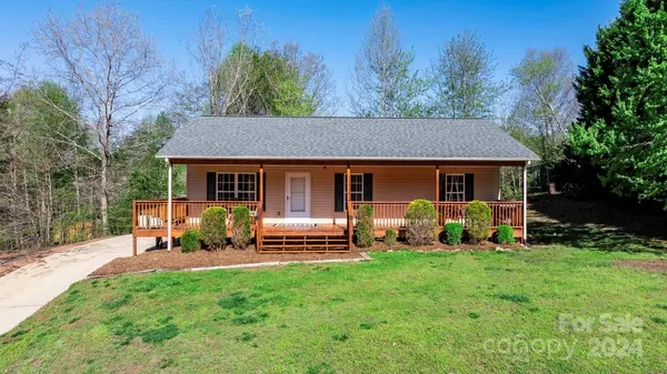 5367 Oriole CT, Granite Falls, NC 28630