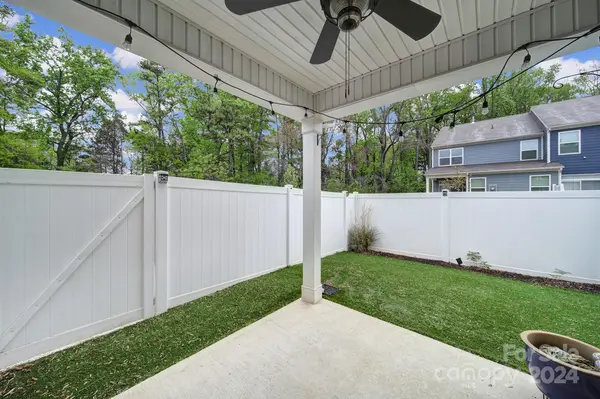 5507 Harris Cove DR, Charlotte, NC 28269