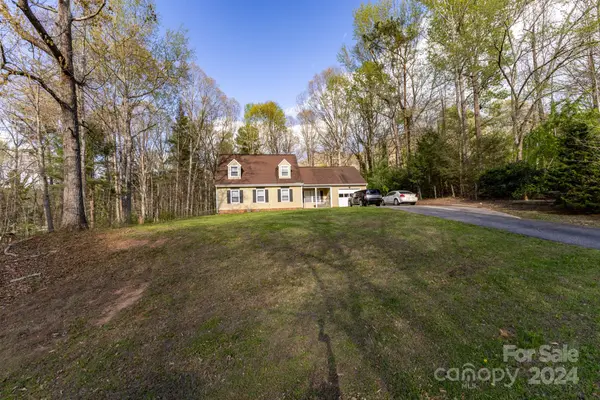 3459 Ridgewood DR, Morganton, NC 28655