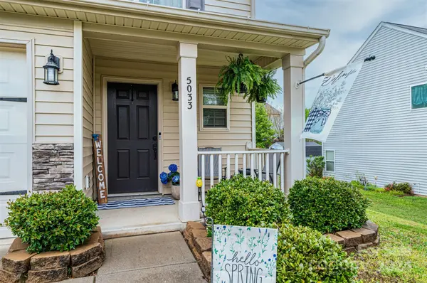 5033 Broad Leaf CT, Dallas, NC 28034
