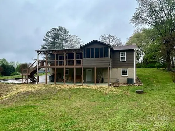 2224 Olde Well RD SE, Hudson, NC 28638