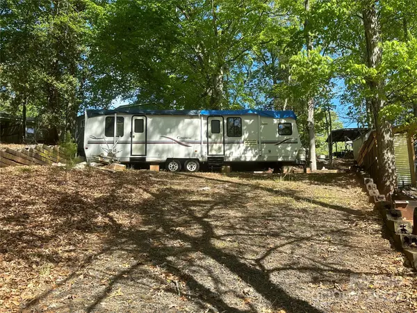 101 Deer Park RD #D3, Mount Gilead, NC 27306
