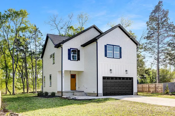 3903 Harrisburg DR, Harrisburg, NC 28075
