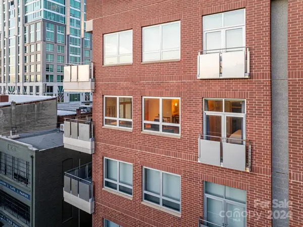 12 S Lexington AVE #410, Asheville, NC 28801