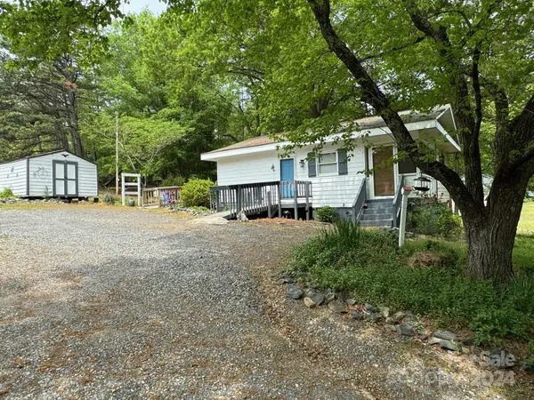 223 Circle DR #5 & 6, Albemarle, NC 28001
