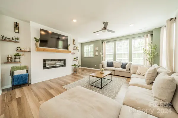 11043 Lawyers RD #32, Mint Hill, NC 28227