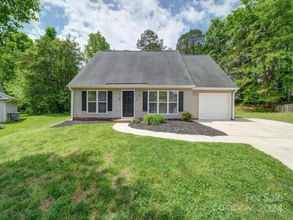207 Forest Pond RD,  Kannapolis,  NC 28083