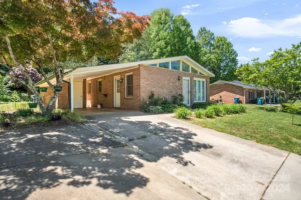 112 Lovelady RD, Valdese, NC 28690