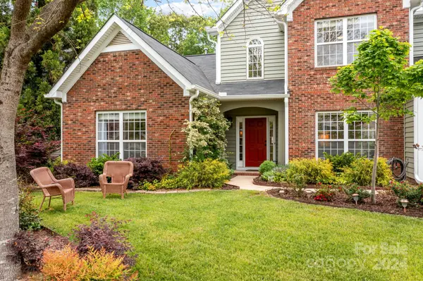 16130 Grafham CIR, Huntersville, NC 28078