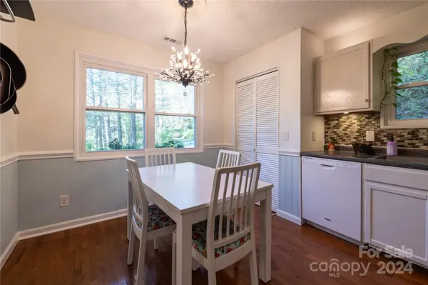 193 Timberside DR, Mars Hill, NC 28754