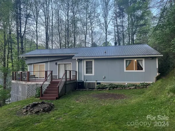 193 Timberside DR, Mars Hill, NC 28754