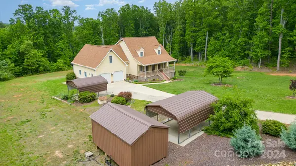 5650 Charter Oaks LN, York, SC 29745