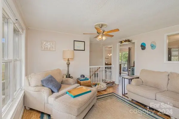 1508 N Deal AVE, Newton, NC 28658