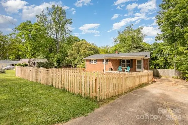1508 N Deal AVE, Newton, NC 28658