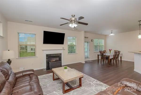 1921 Burning Acres CT, Fort Mill, SC 29715