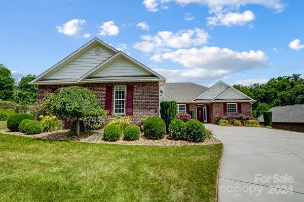 2223 James WAY, Statesville, NC 28625
