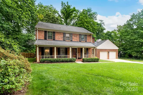 9605 Enid LN, Matthews, NC 28105