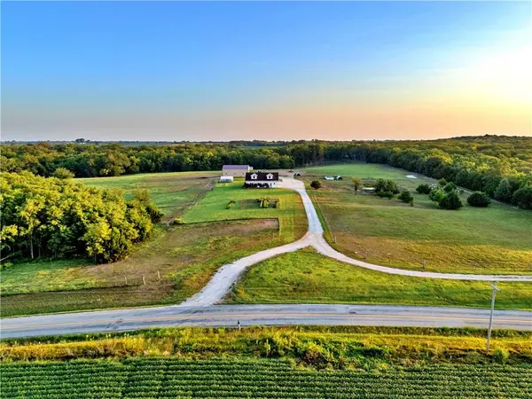 45526 Highway K HWY, Richmond, MO 64085