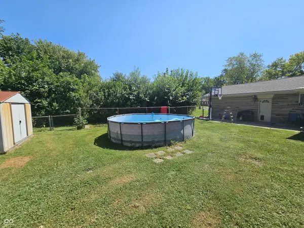 6302 W Loretta DR, Indianapolis, IN 46221