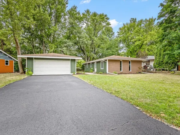 4659 Brougham DR, Rockford, IL 61114