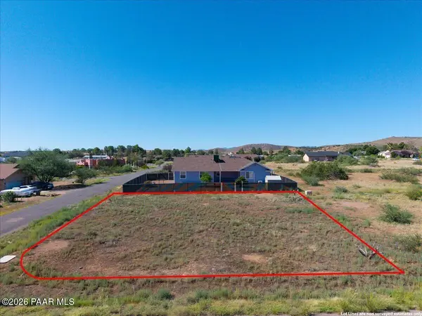 20167 E Sierra DR, Mayer, AZ 86333