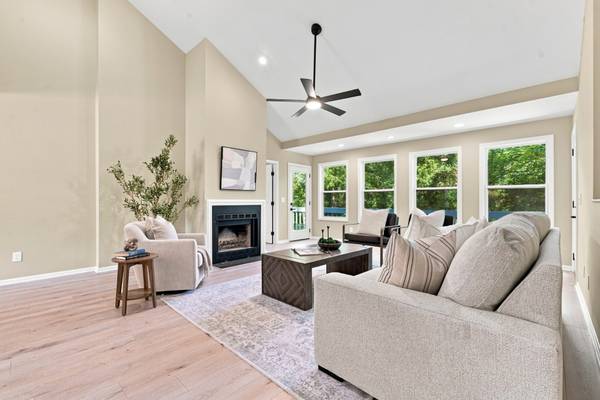 1228 Brenner Dr, Nashville, TN 37221