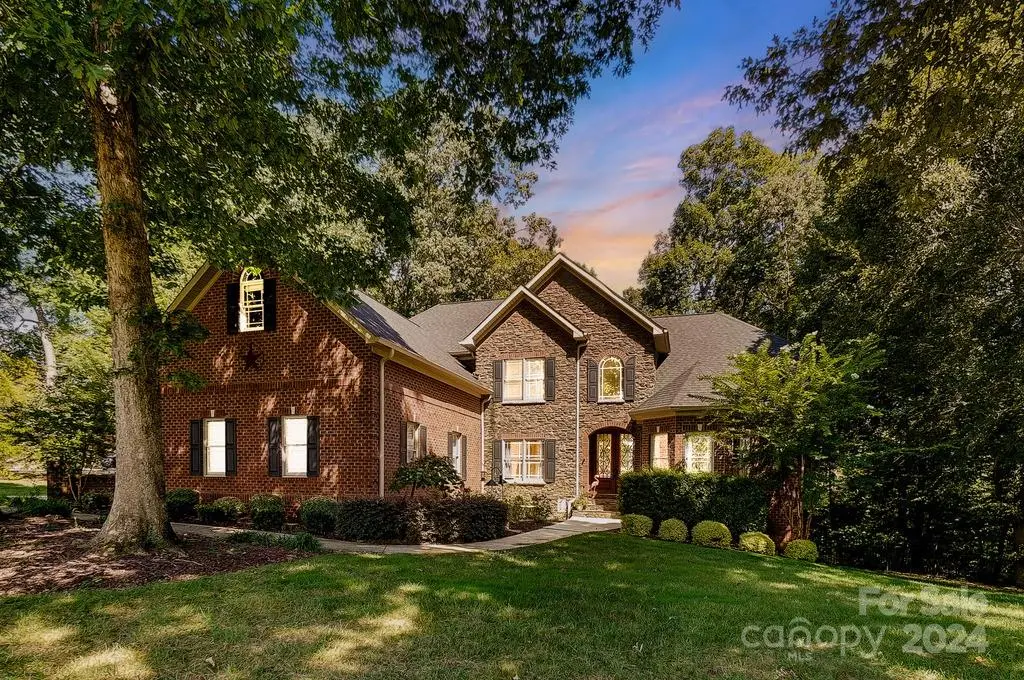 113 Walnut Hill CT, Mooresville, NC 28115