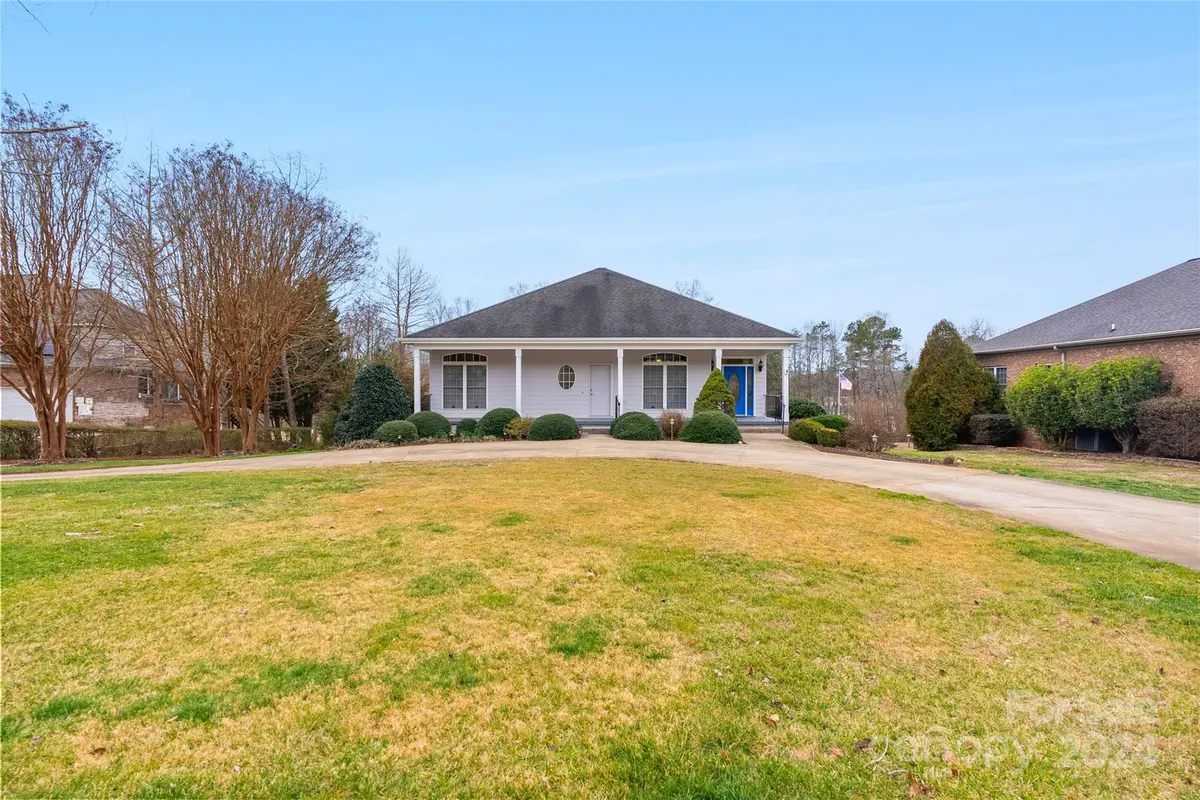 141 Shore Heights DR, Inman, SC 29349