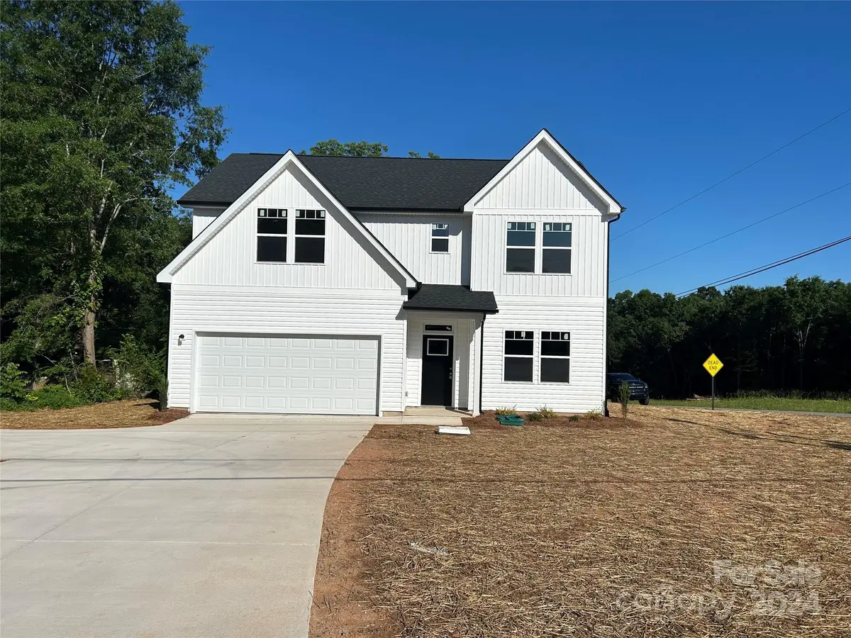 1442 33rd ST SW, Hickory, NC 28602