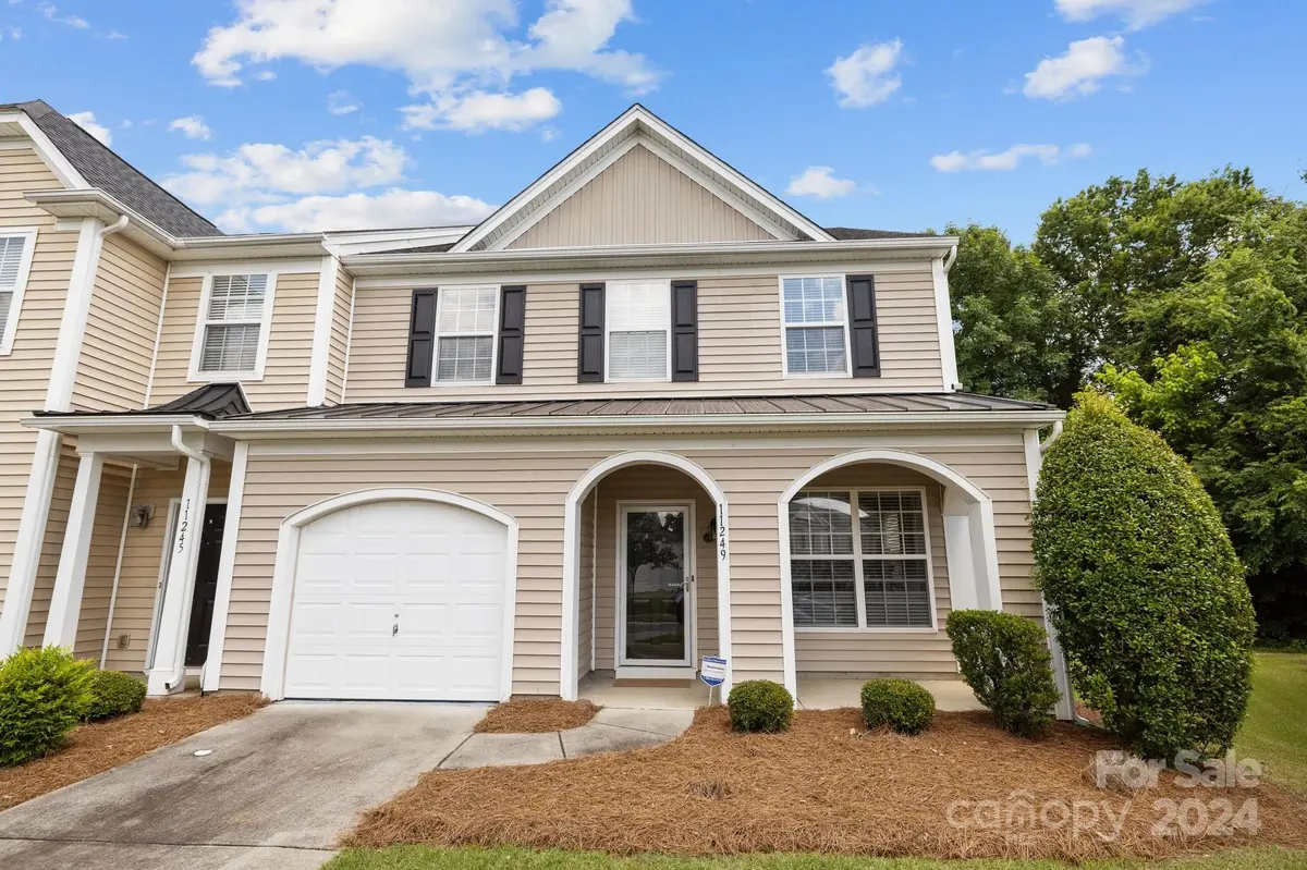 11249 Lions Mane ST, Charlotte, NC 28273