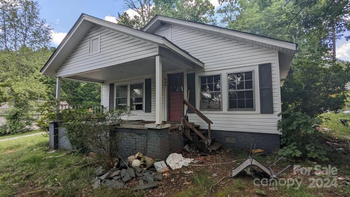806 N Salisbury AVE, Spencer, NC 28146