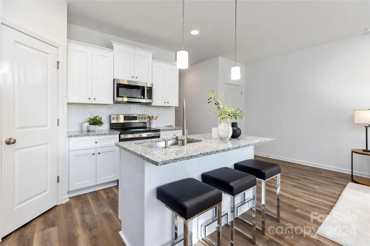 4325 Perkins RD, Charlotte, NC 28269