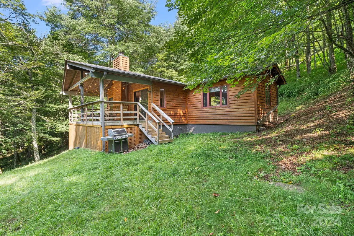 63 Unakite LN, Mars Hill, NC 28754