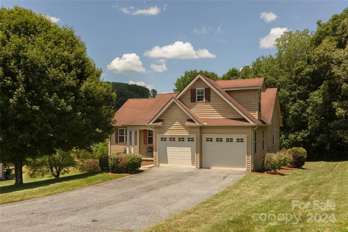 167 High Ridge DR #10, Mills River, NC 28759