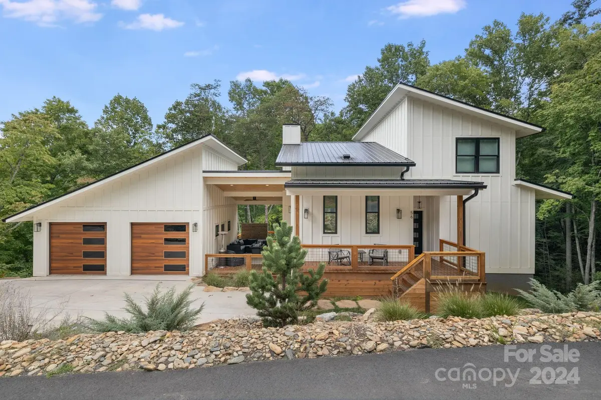 56 Creek Run RD, Candler, NC 28715