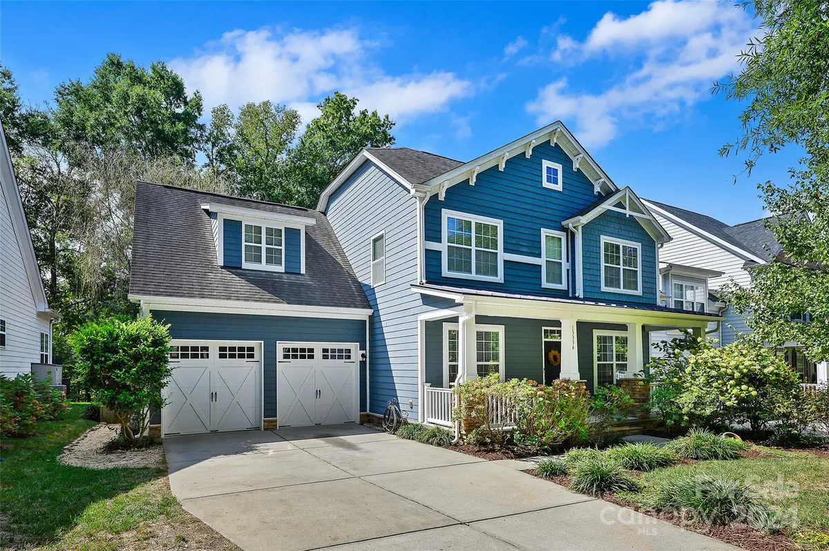 13334 Pierre Reverdy DR, Davidson, NC 28036