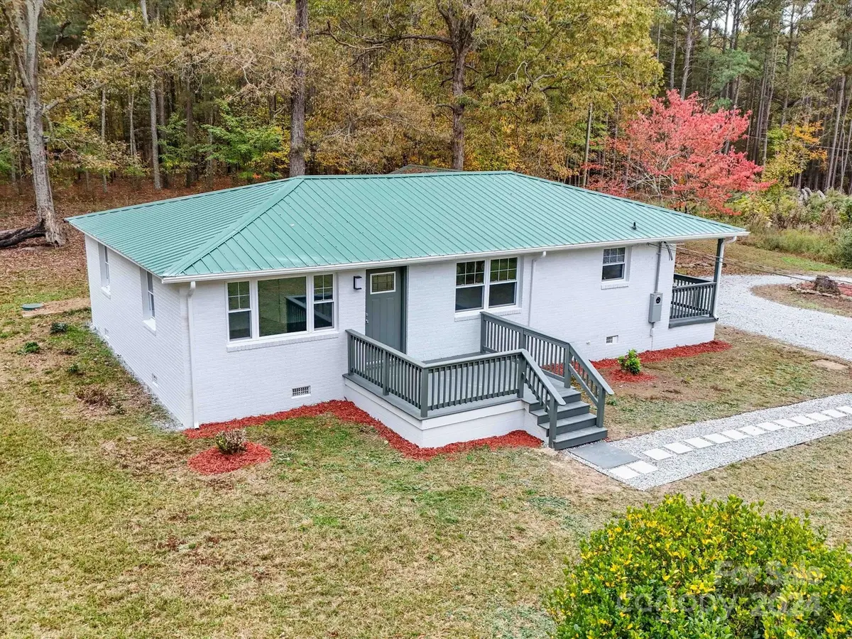 11522 Crestview DR, Locust, NC 28097
