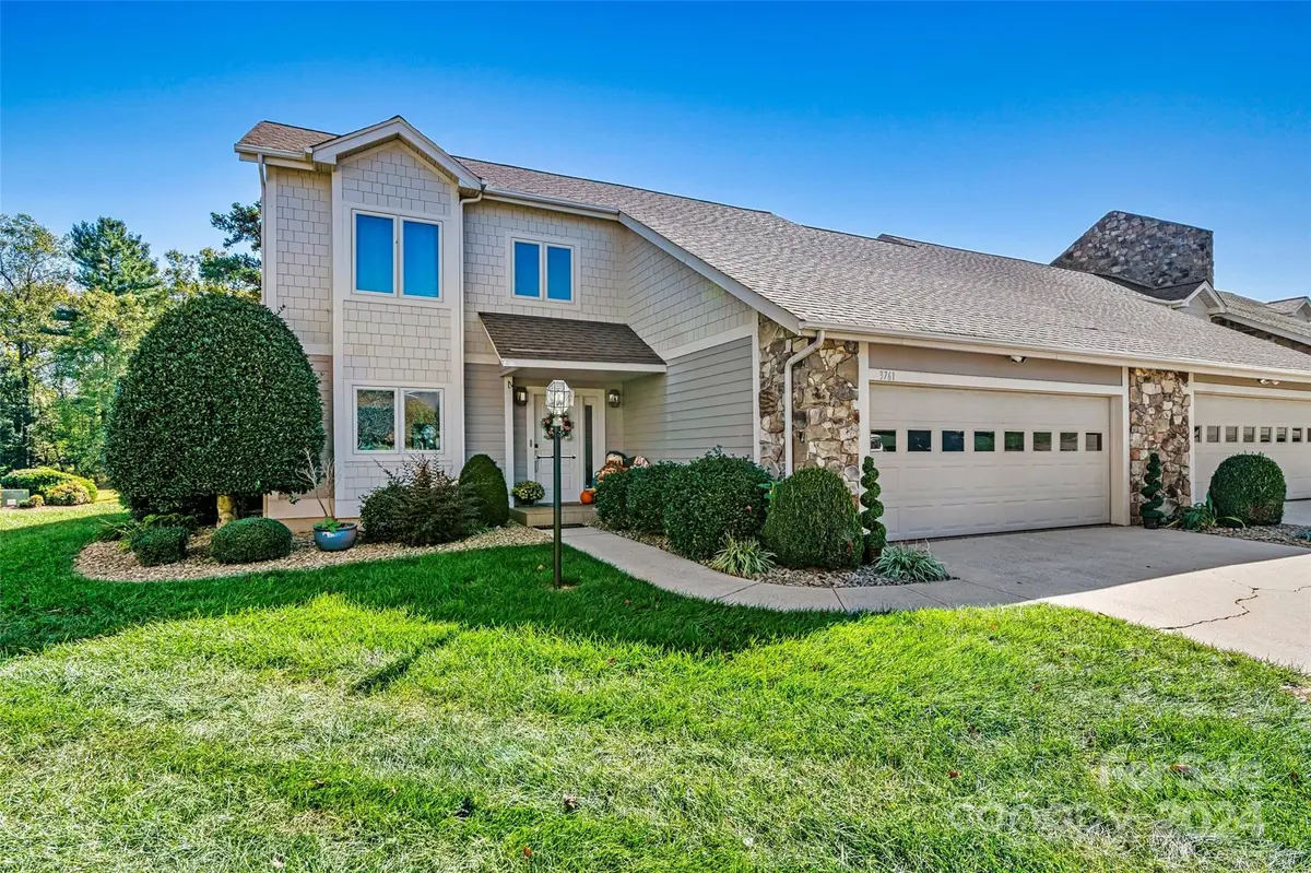 3761 Rock Bridge DR NE, Conover, NC 28613