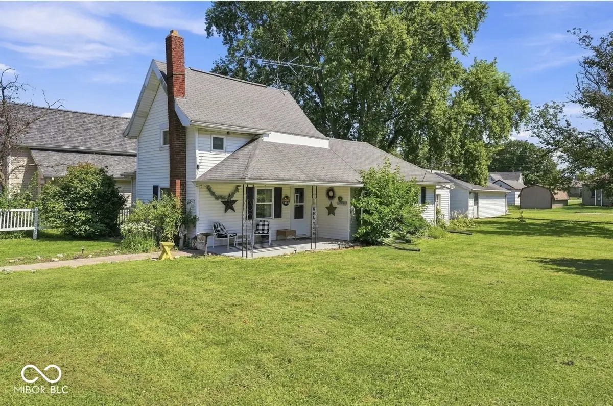 1105 Central, Frankfort, IN 46041