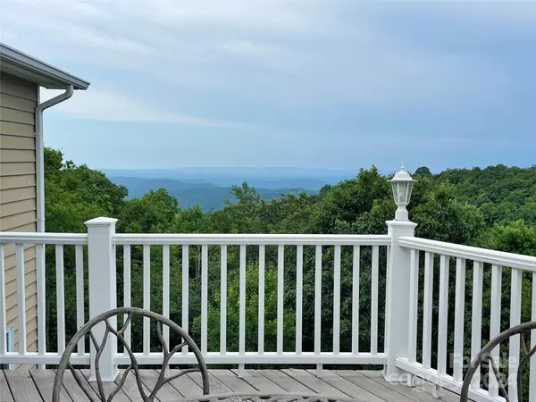 322 Greystone DR, Boone, NC 28607