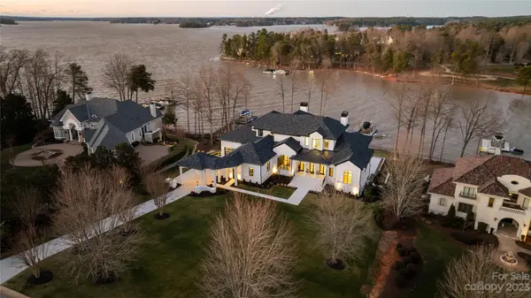 132 Lightship DR, Mooresville, NC 28117